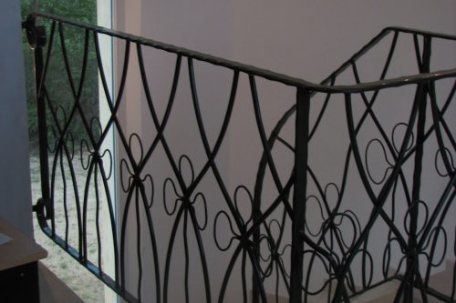 Garde corps et rampe d’escalier trefle sur mesure en fer forgé Bouches du Rhône