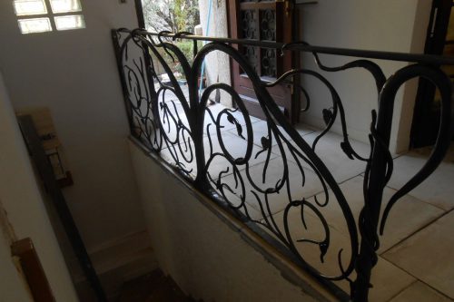 Garde-corps palier arbre en fer forgé sur mesure installée à Istres