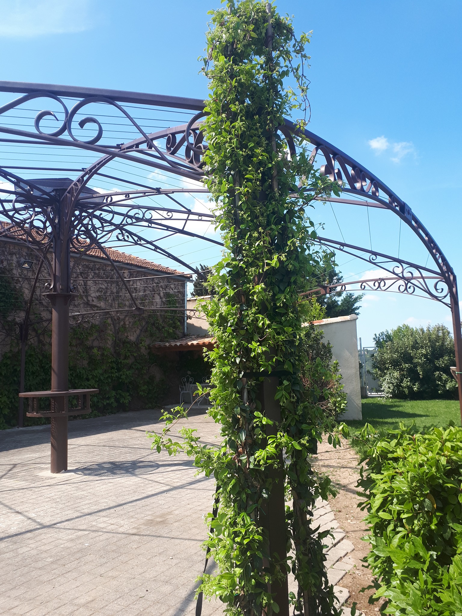 kiosque pour mariage ou baptème