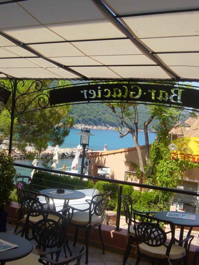pergola pour hôtel restaurant corse