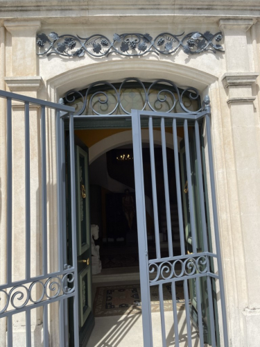 grille en fer forgé sur mesure à Martigues